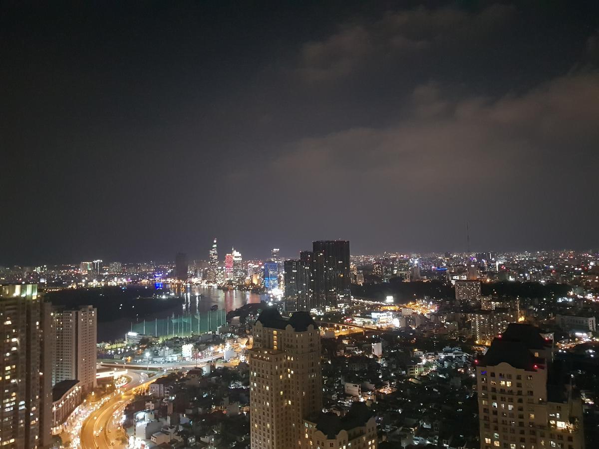 The Berry Vinhomes Luxury Apartments Cidade de Ho Chi Minh Exterior foto